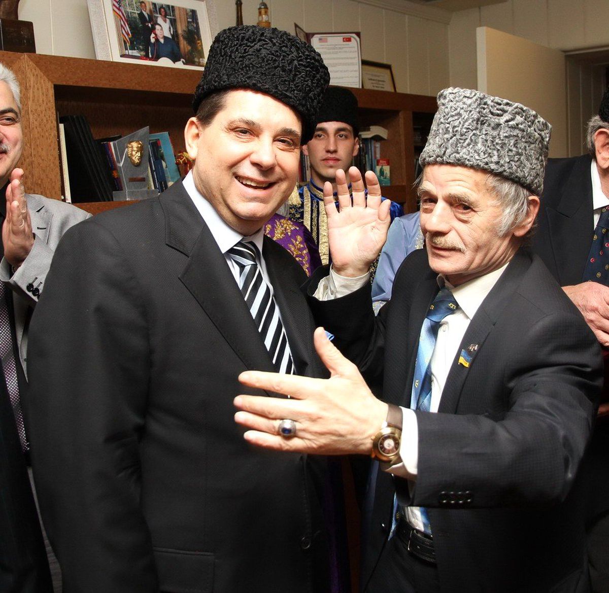 Konak Belediyesi, Dost Topraklarla Kardeş Oldu