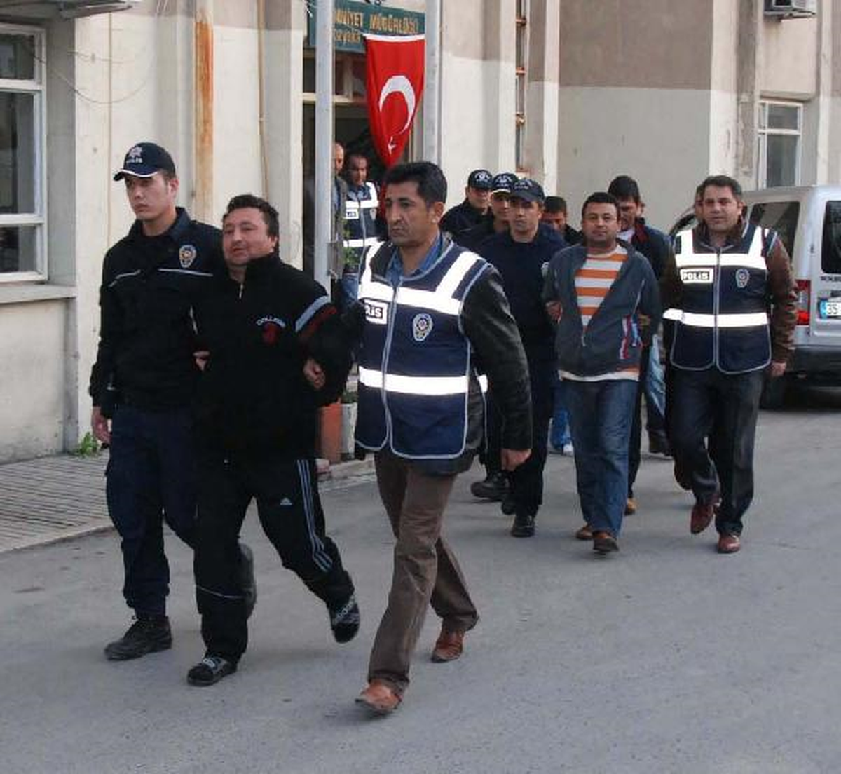 Nakliye Dolandırıcılığı Şüphelileri Adliyede