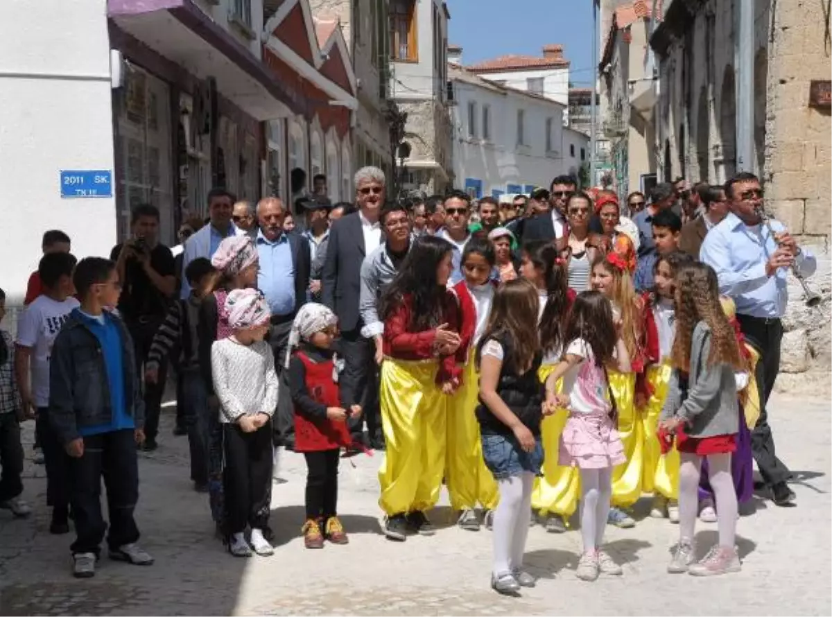 Alaçatı Ot Festivali Başladı