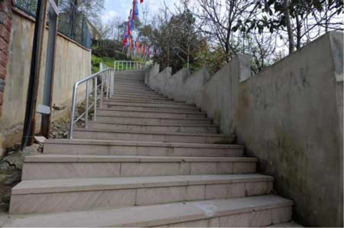 Beykoz\'da 15 Merdivenli Sokak Hizmete Açıldı