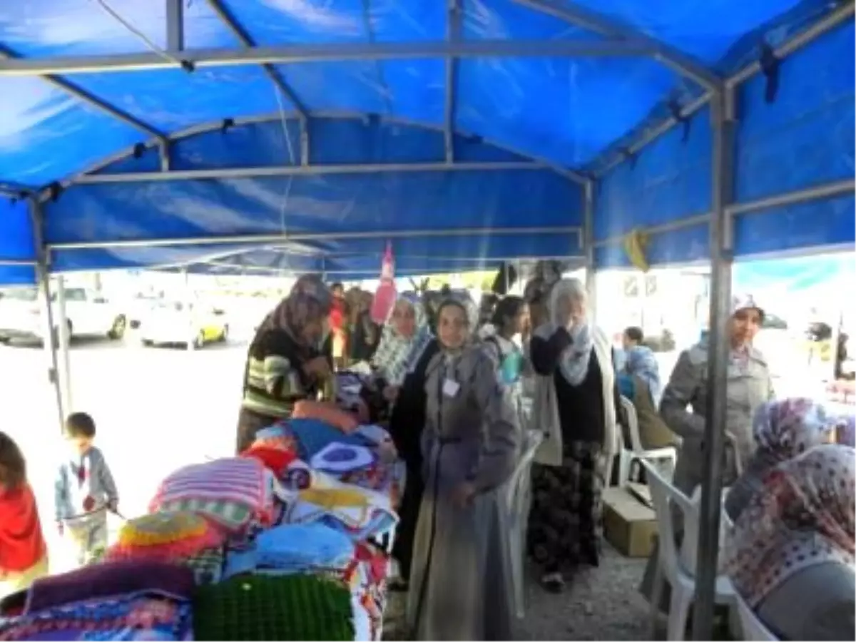 Cami Külliyesi İçin \'Kermes\' Düzenlediler