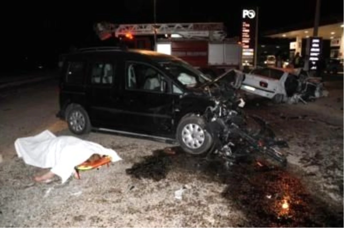 Fethiye\'de Trafik Kazası: 4 Ölü, 5 Yaralı