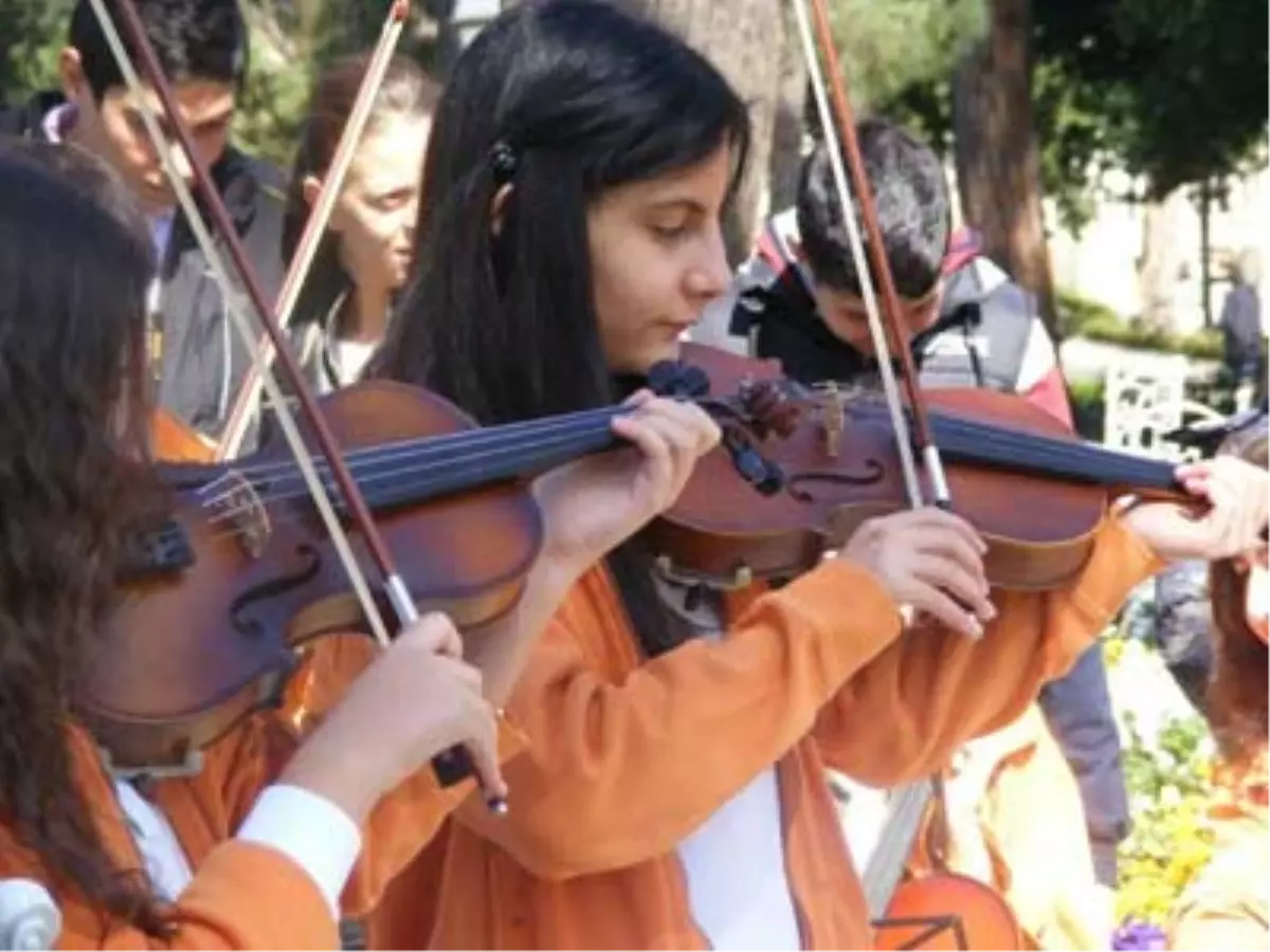 "Her Yerde Müzik" Projesi