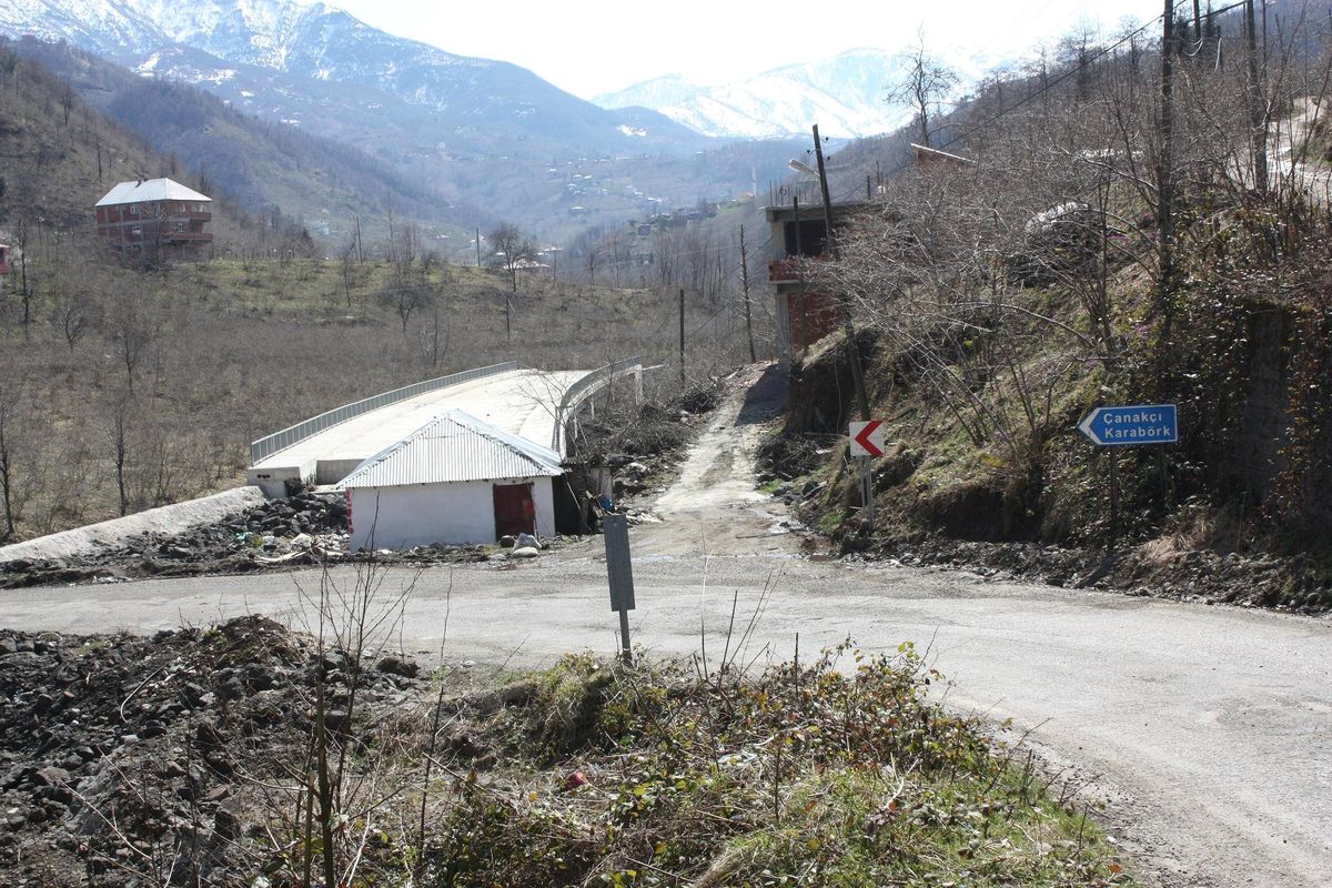 Ödenek Bitti, Görele-Çanakçı Karayolu Çalışmaları Durdu