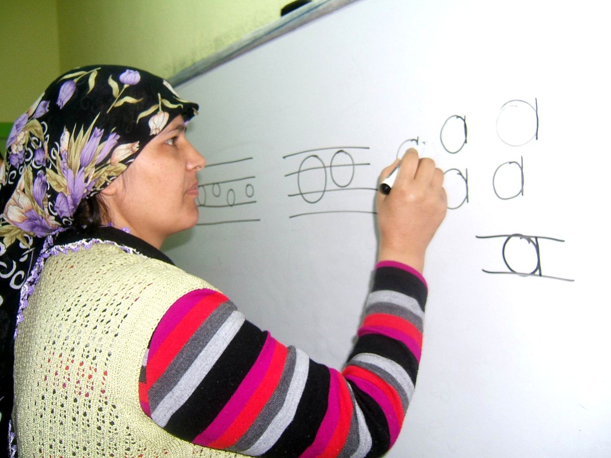 "Ana-Kız Okuldayız" Kampanyası Hız Kazandı