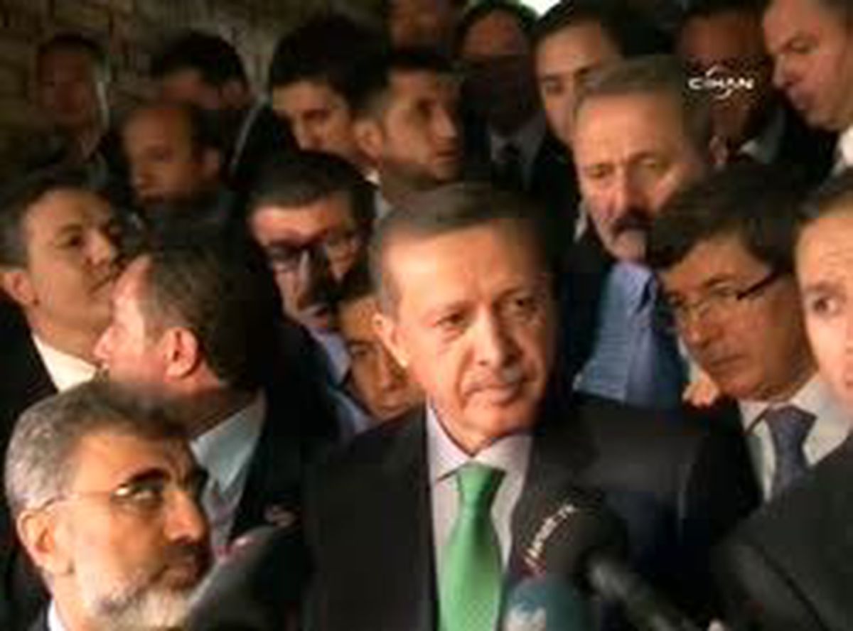 Başbakan Erdoğan, Nükleer Müzakerelerin İstanbul\'da Yapılmasının Teyit Edilmediğini Belirtti