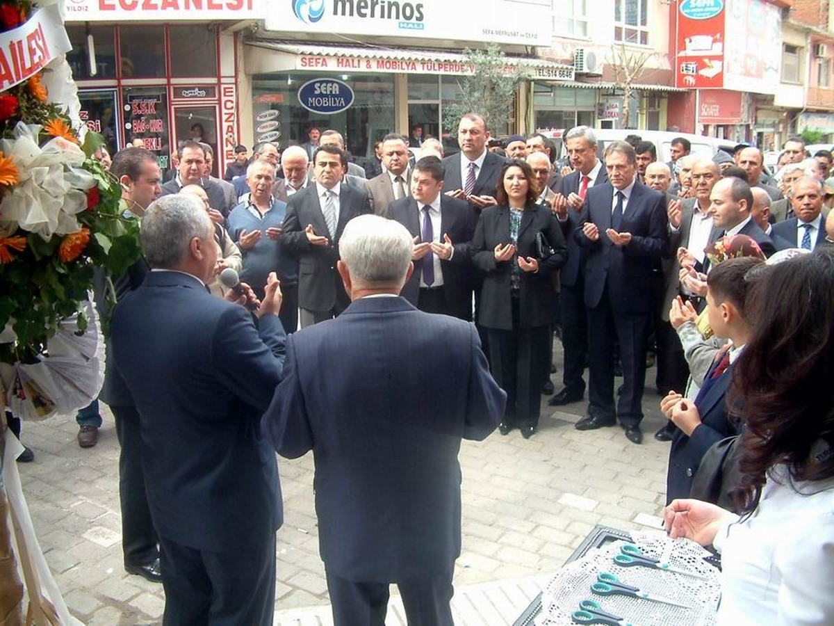 Bigadiç'te Hizmet Ayağa Geldi