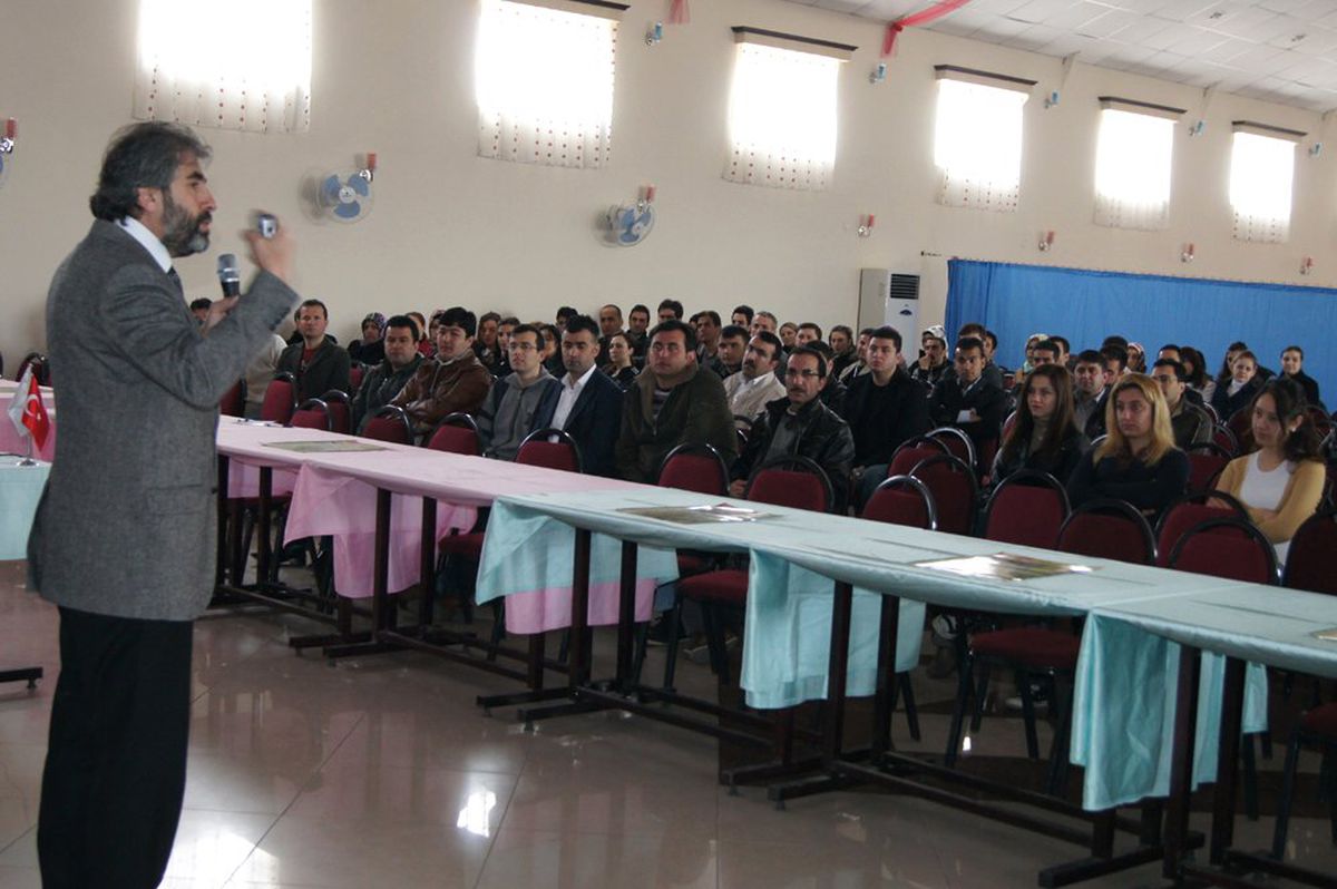 Bingöl\'de Öğretmenlere \'Okul Gelişimi\' Eğitimi