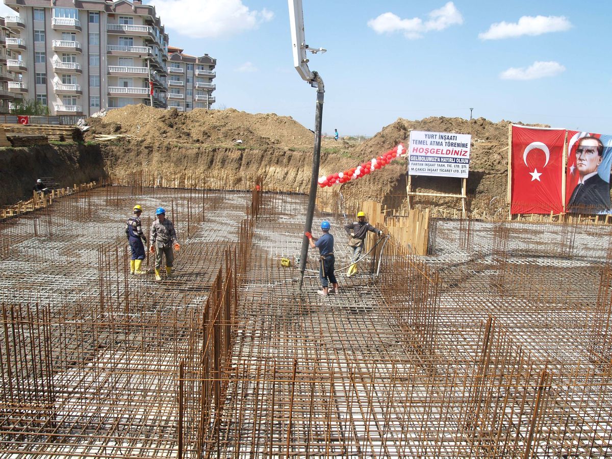 Gelibolu'da Kız Öğrenci Yurdunun Temeli Atıldı