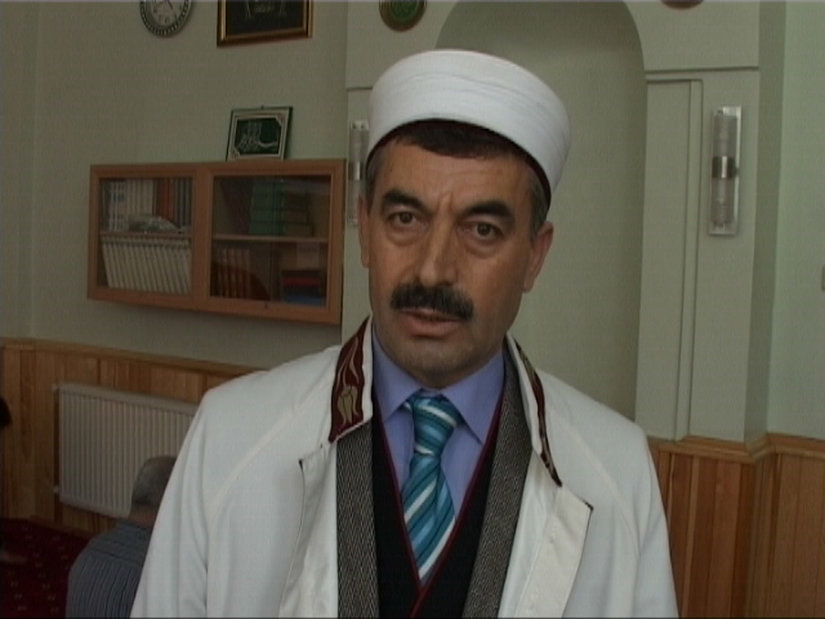 Kıblesi Yanlış Camide 63 Yıl Namaz Kılındı