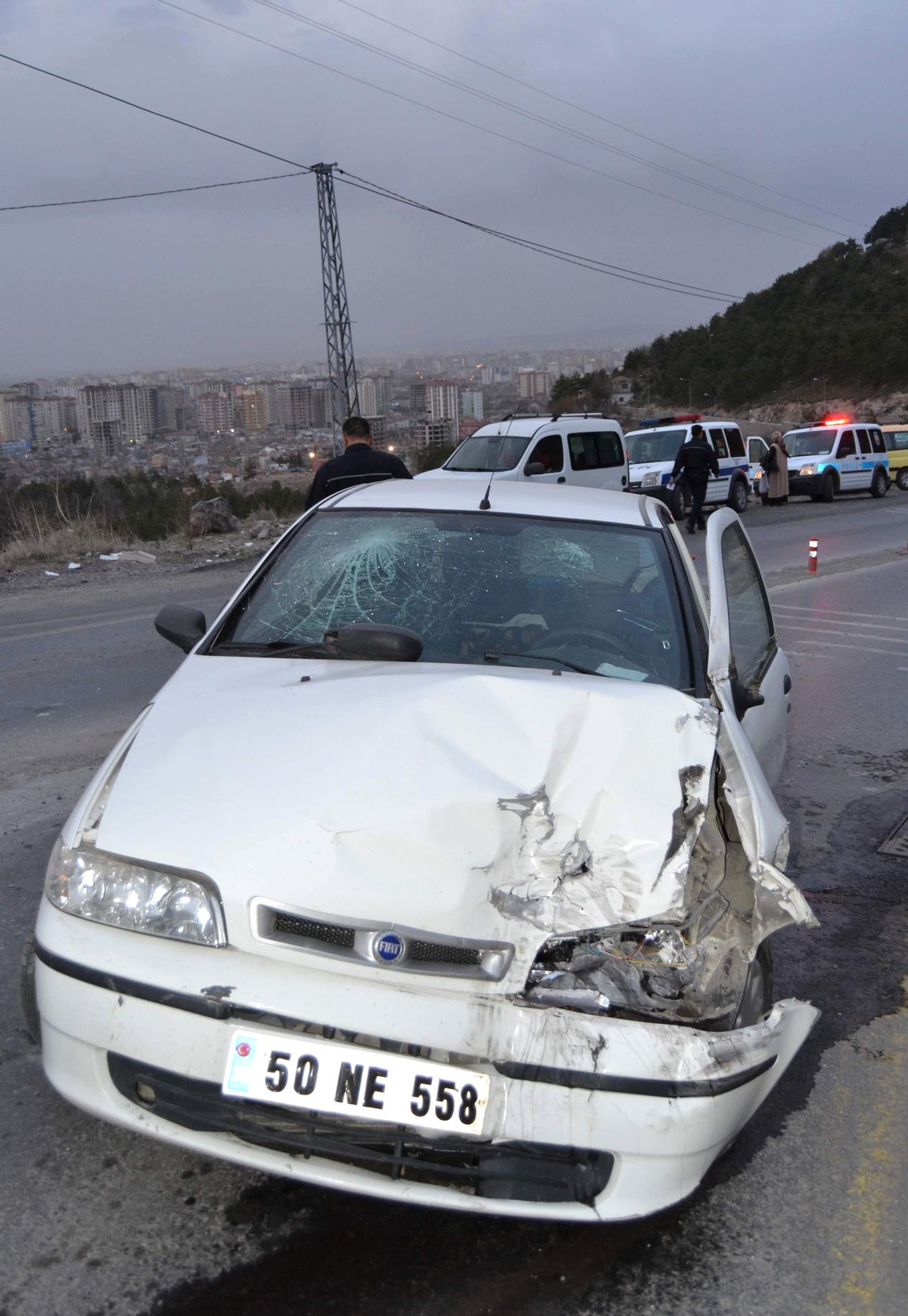 Piknik Dönüşü Trafik Kazası: 5 Yaralı