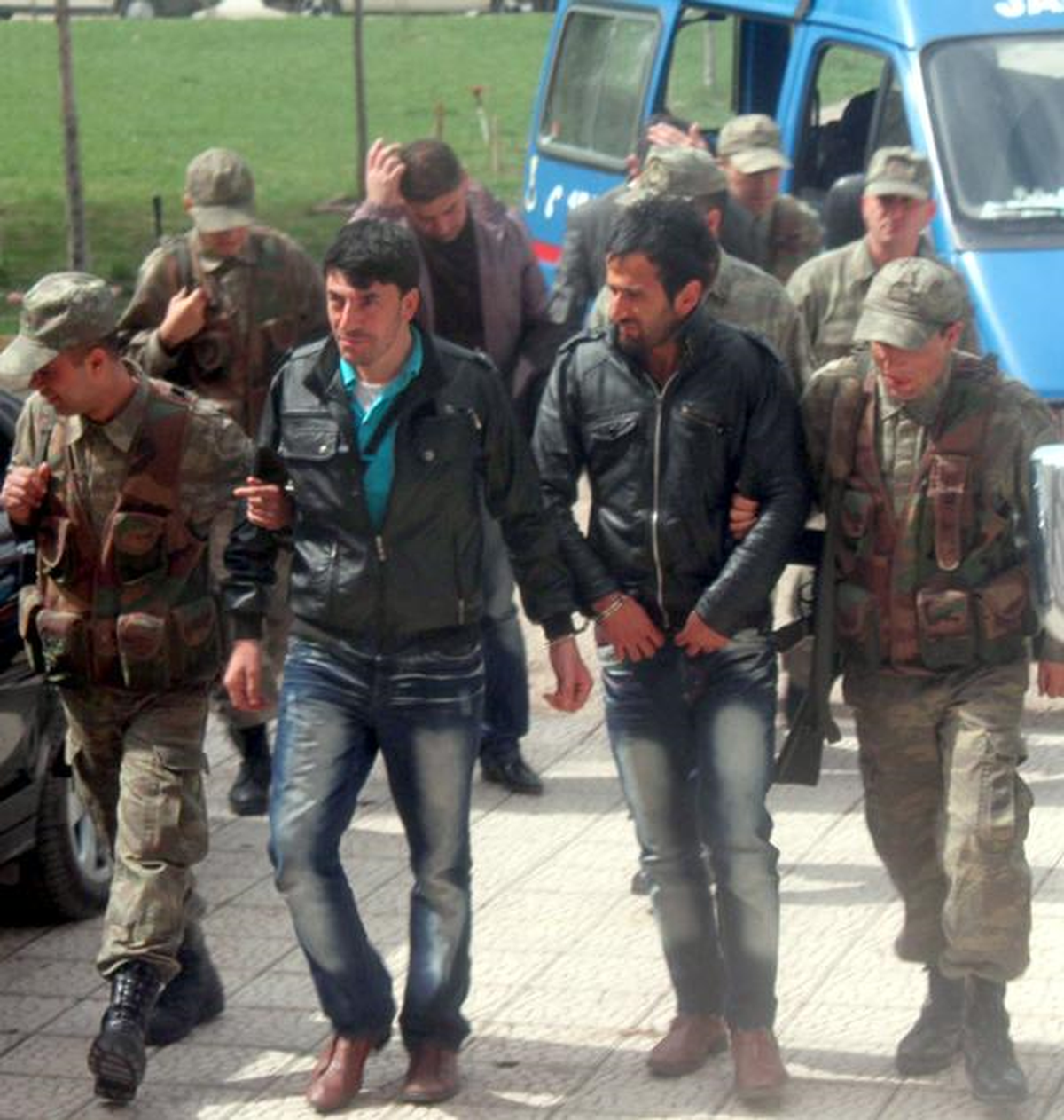 Sahte Paraları Toprağa Gömmüşler