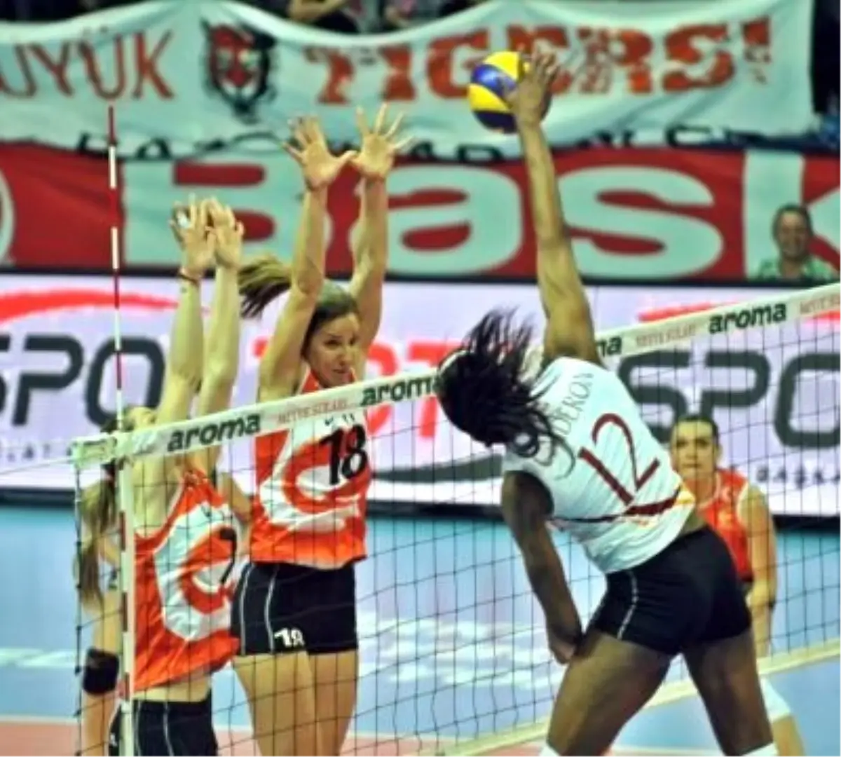 Voleybol: Aroma Bayanlar Birinci Ligi