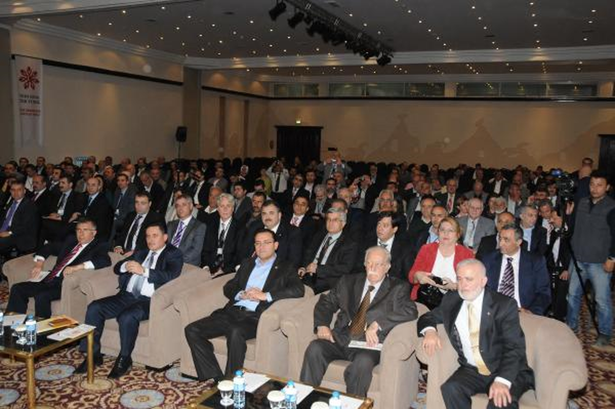 Yeni Anayasa Oluşumu Nevşehir'de Tartışıldı