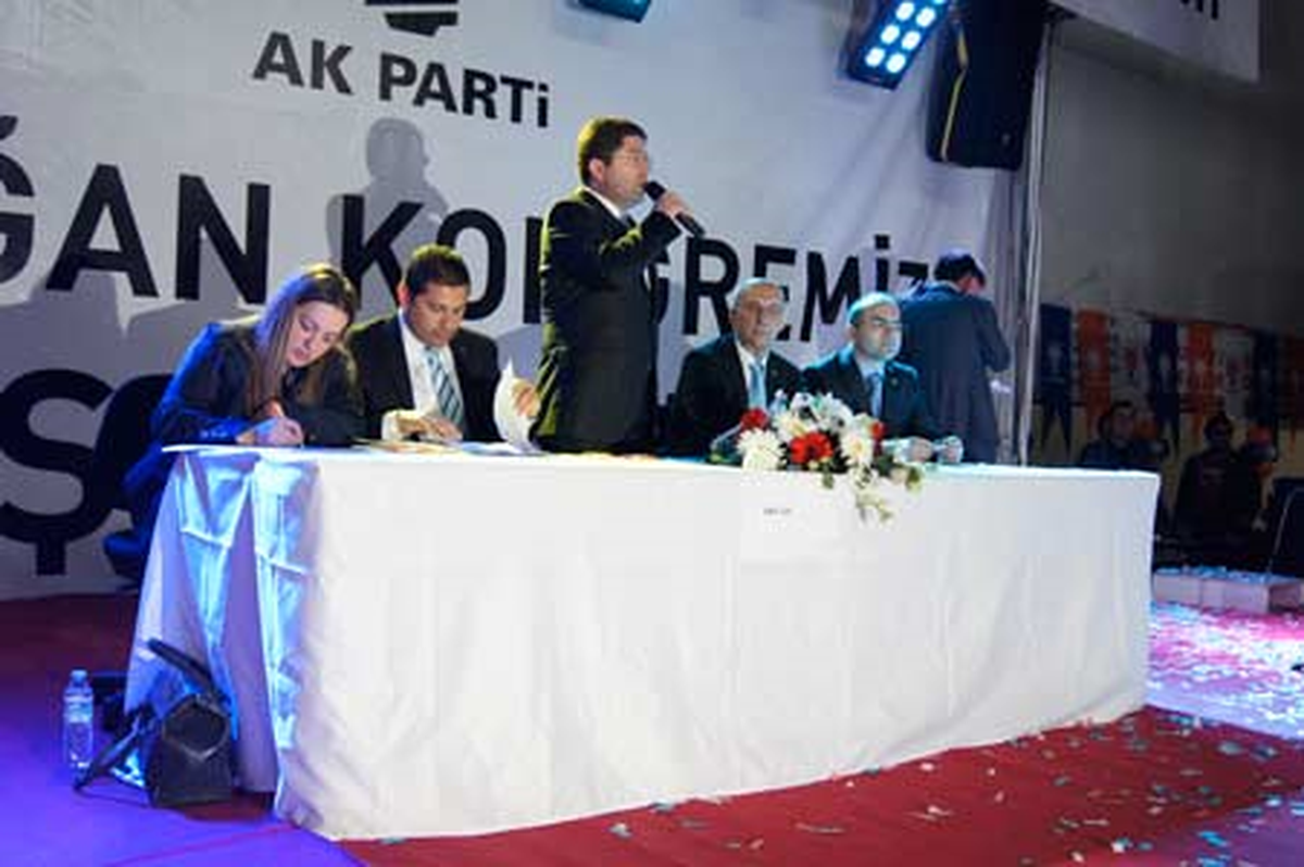 "Ak Parti Temiz Siyasetin Adresidir"