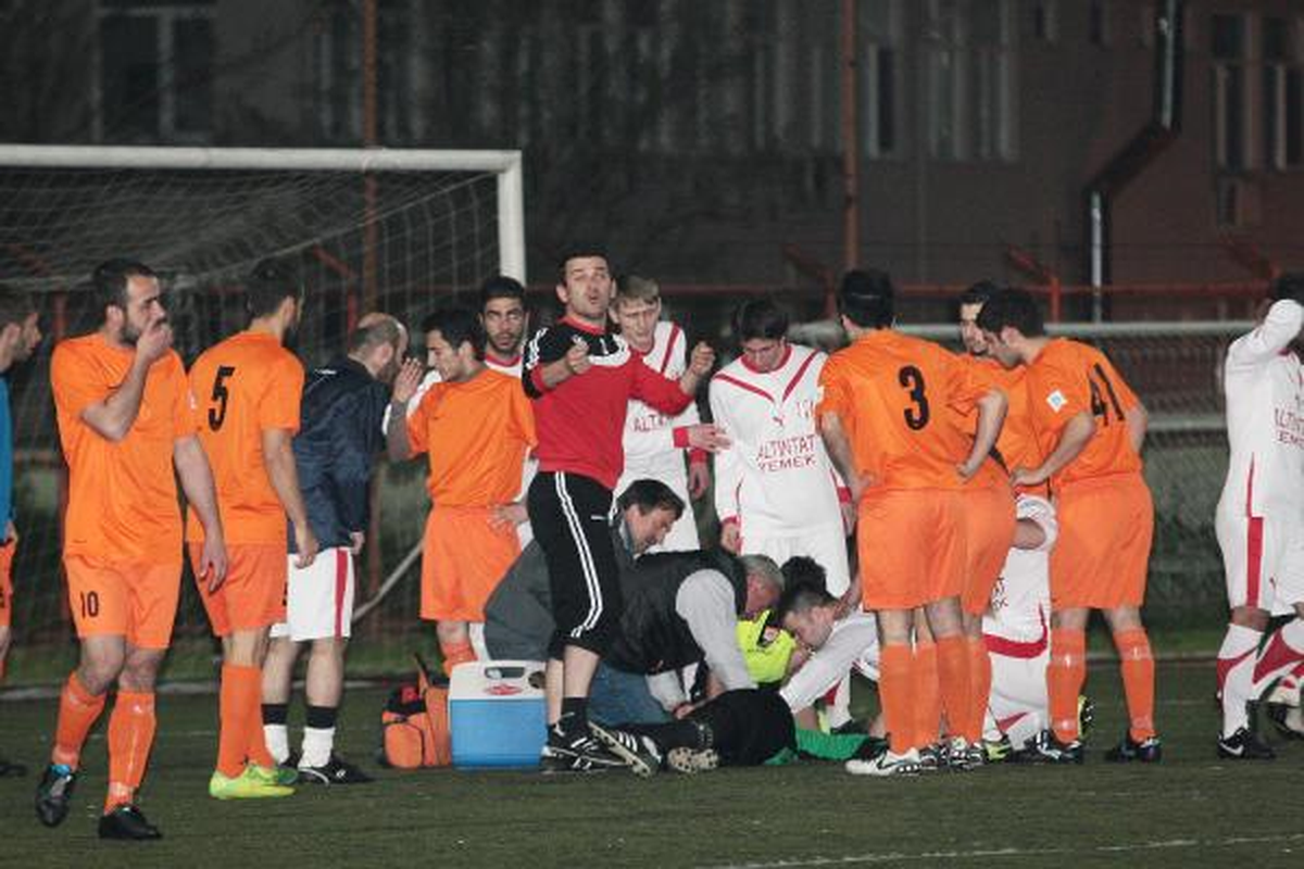 Amatör Futbolcunun Ölümden Döndüğü An