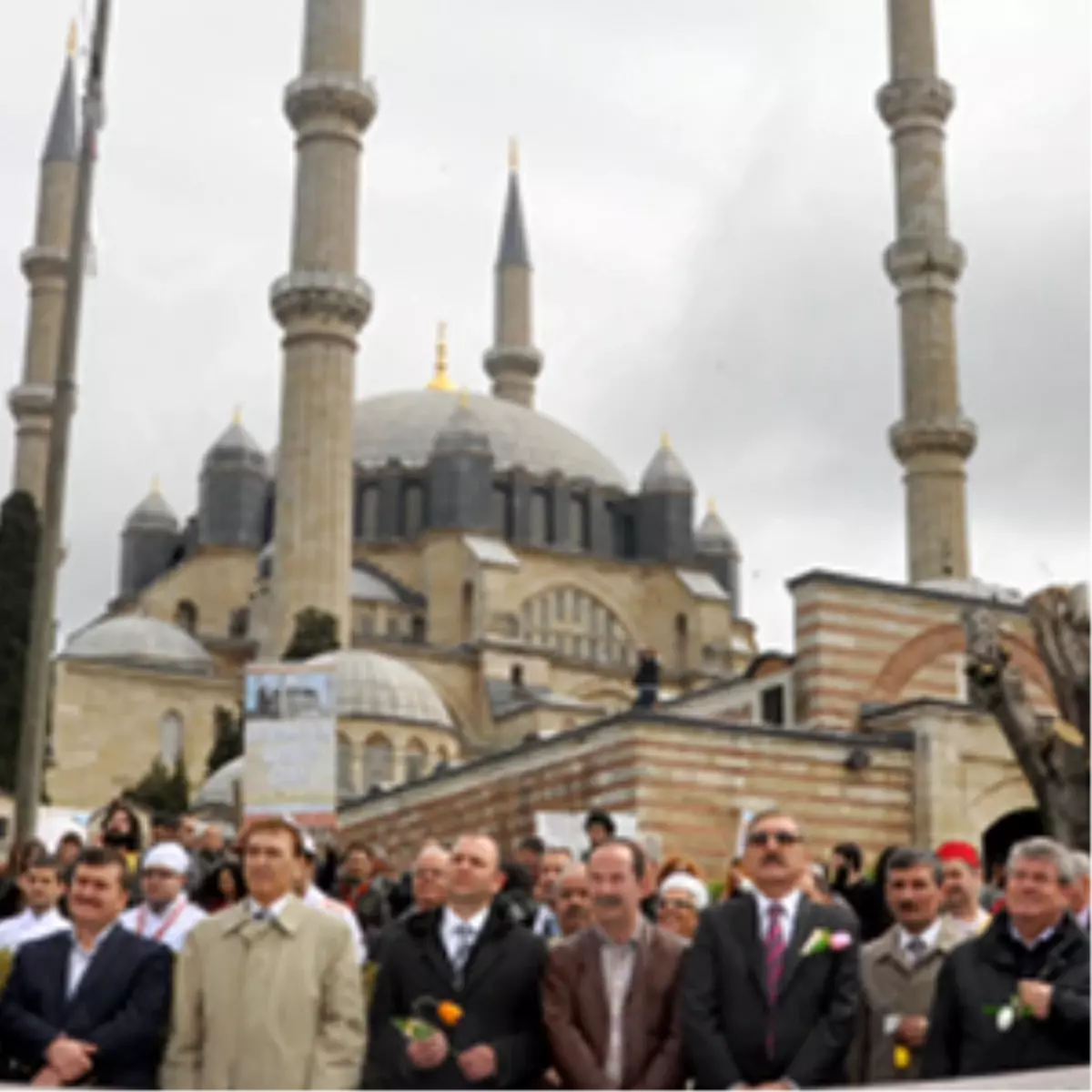 Edirne Valisi Rahibi Yanında İstemedi