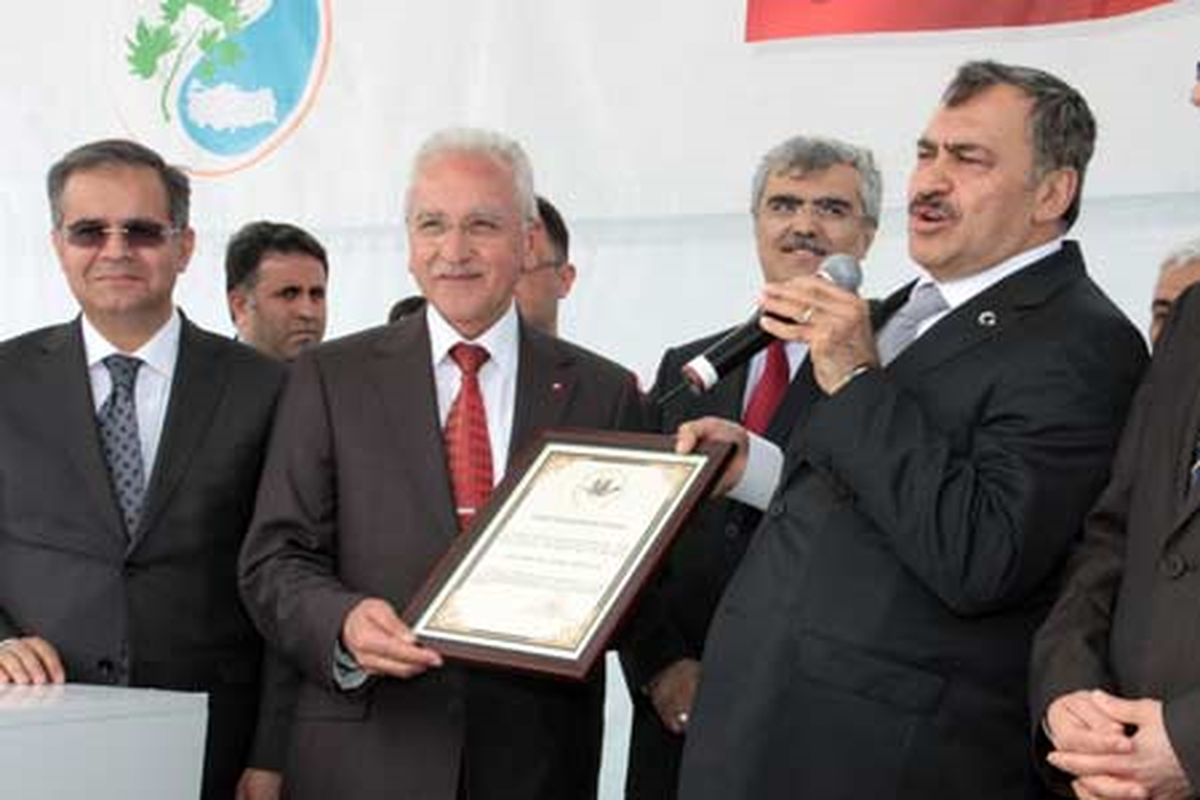 Eroğlu Burdur\'un Fahri Hemşehrisi Oldu