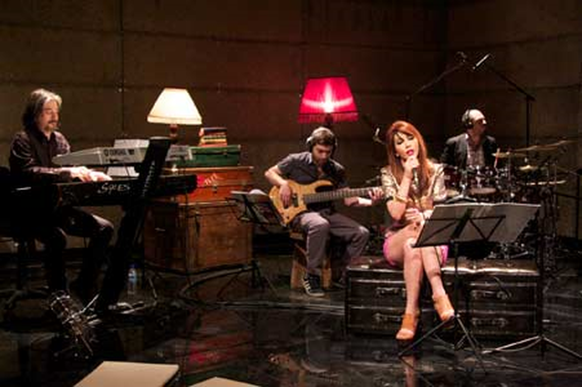 Hande Yener Bilgi'li Öğrencilerle Buluştu!