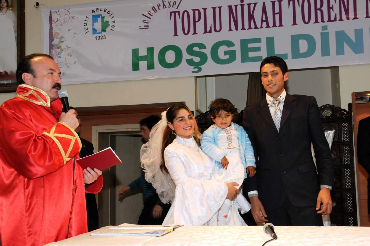 İzmit Belediyesi\'nden Toplu Nikah