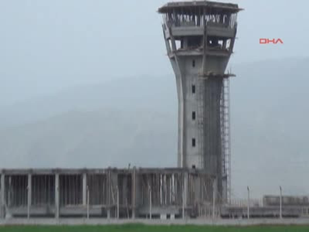 Kafasına Kalas Düşen İnşaat İşçisi Öldü
