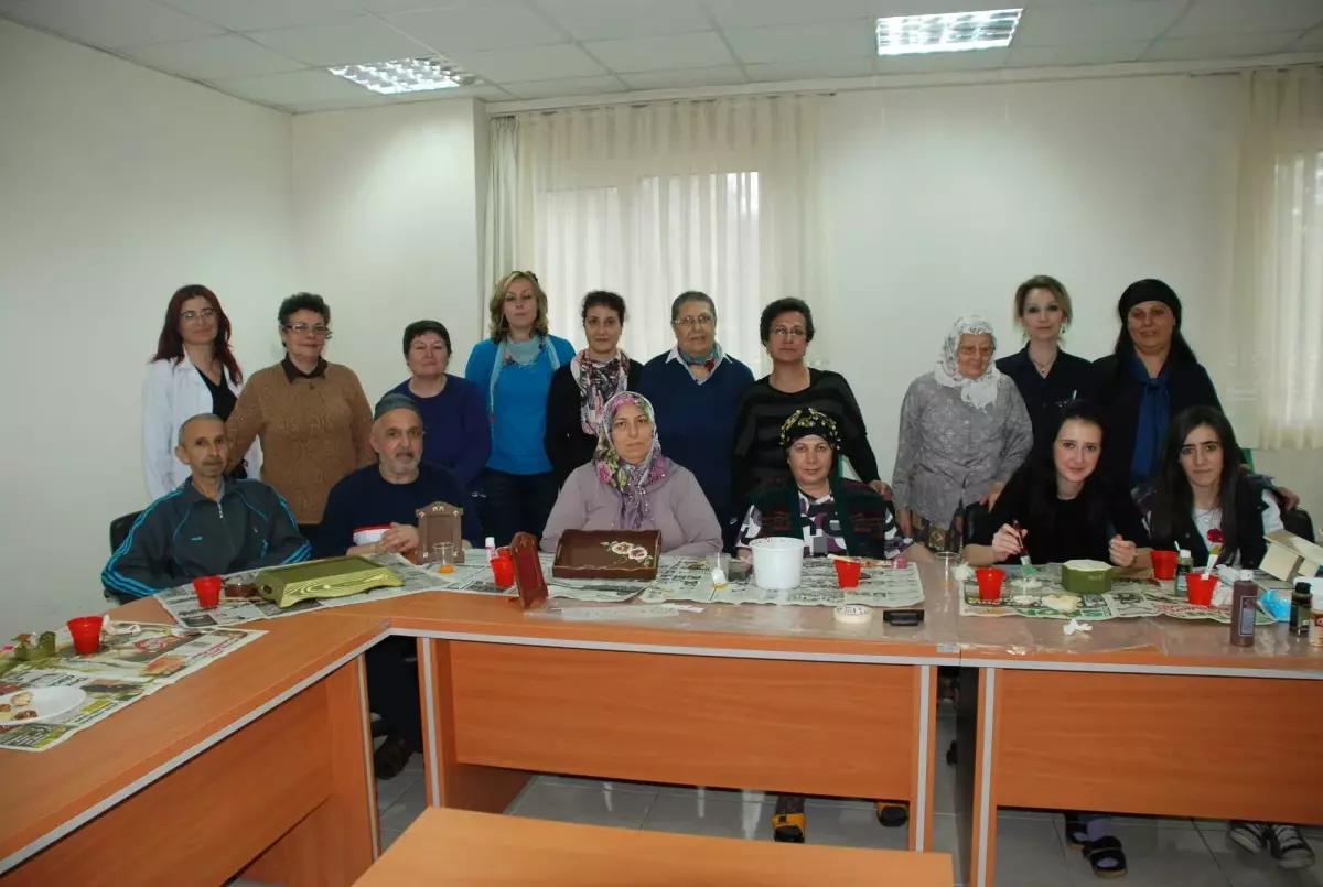 Kanser Hastalarına Sanat Eğitimi