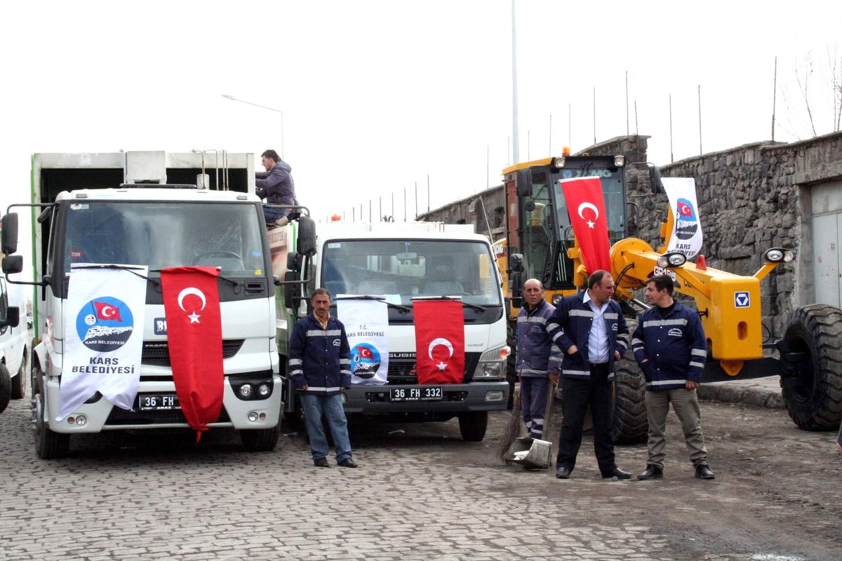 Kars Belediye Başkanlığına 18 Yeni Araç Alındı