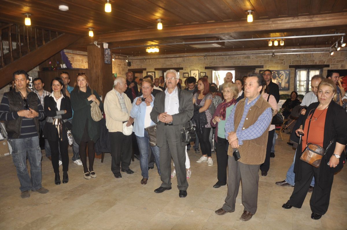 Metin Aydın 2. Suluboya Resim Sergisini Kuşadası\'nda Açtı