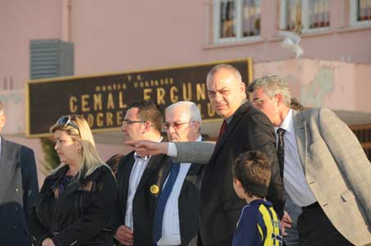 Okullarda Çevre Düzenlemeleri Başladı