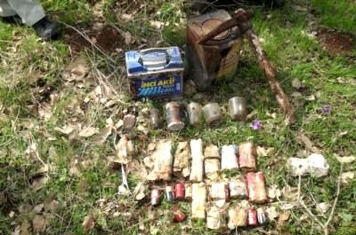 PKK Sığınağında Patlayıcı Malzemeleri Ele Geçti