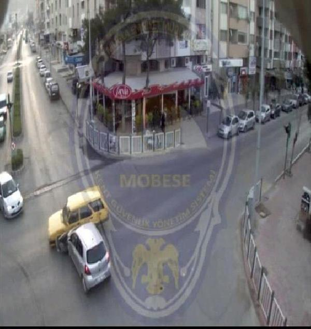 Trafik Kazaları ve Tatbikat, Mobese\'de