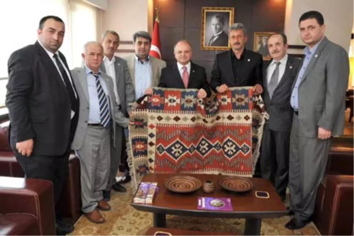 Tüm Göçmenler\'den Uşak Çıkarması