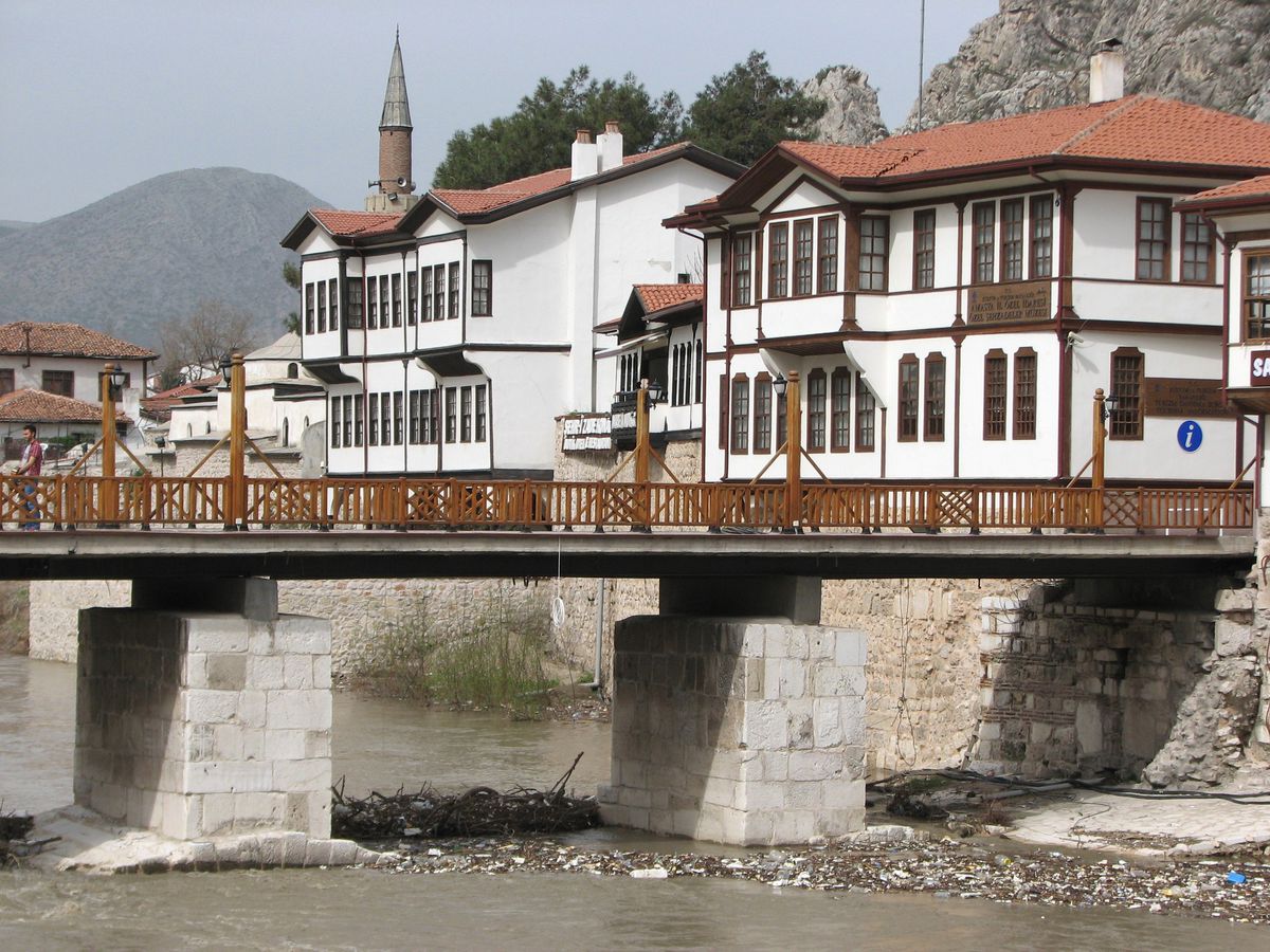 Yeşilırmak\'ta Taşkınla Gelen Kirlilik