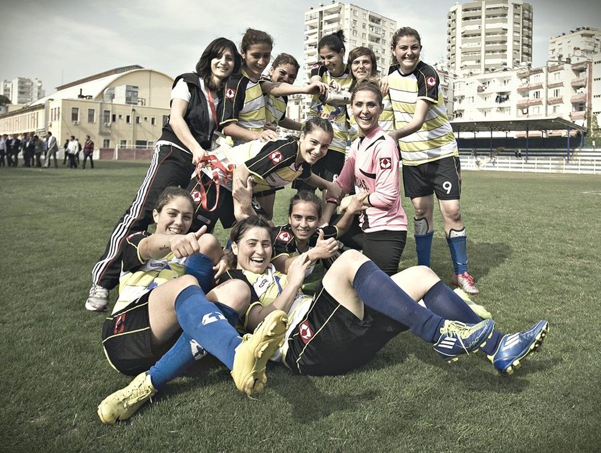 Adana İdmanyurdu Rakip Tanımıyor