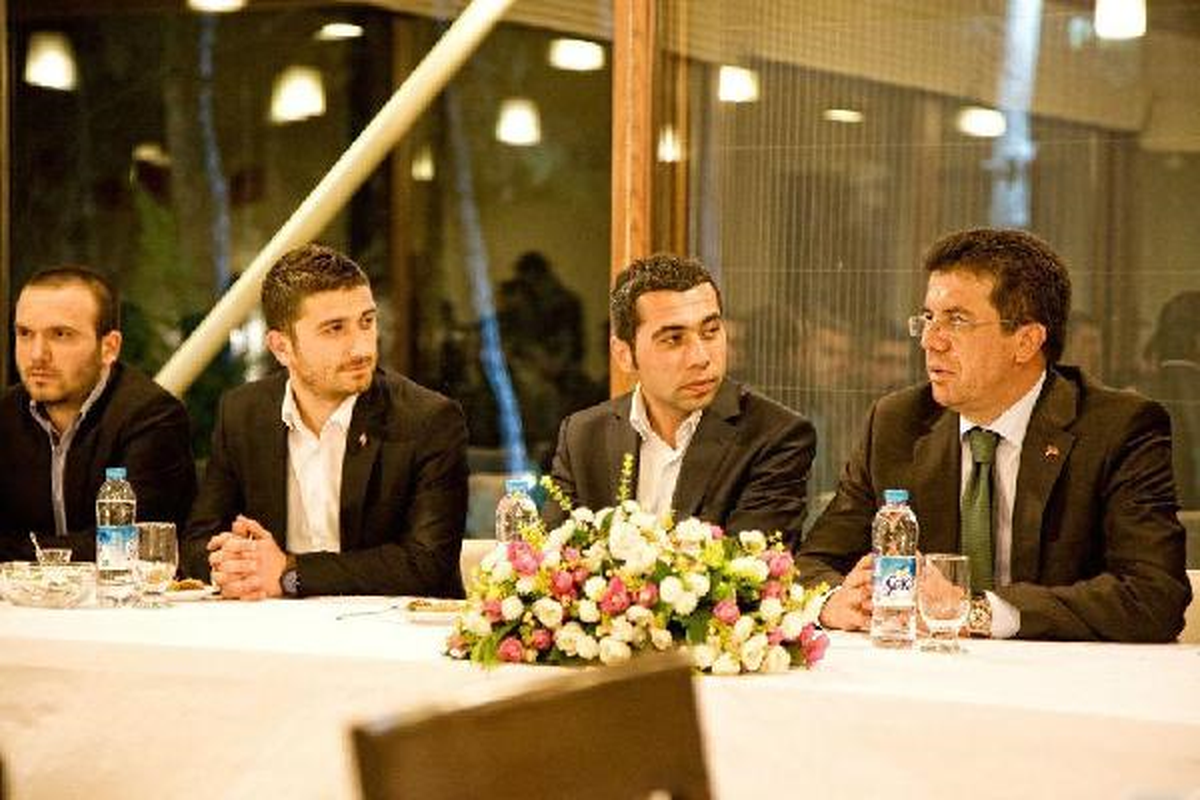 AK Parti\'li Zeybekci: Atatürk\'ün Açtığı Yoldan İlerliyoruz