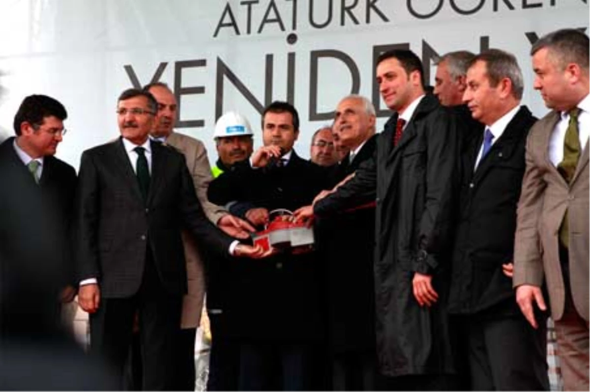 Atatürk Öğrenci Kampusu\'nun Temeli Atıldı