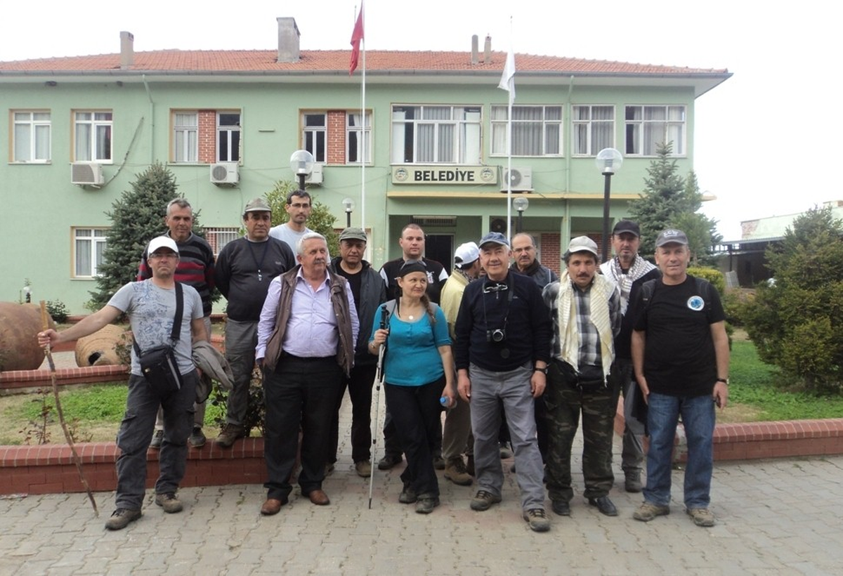 Aydın\'lı Doğa Dostları Bademli\'de Buluştu