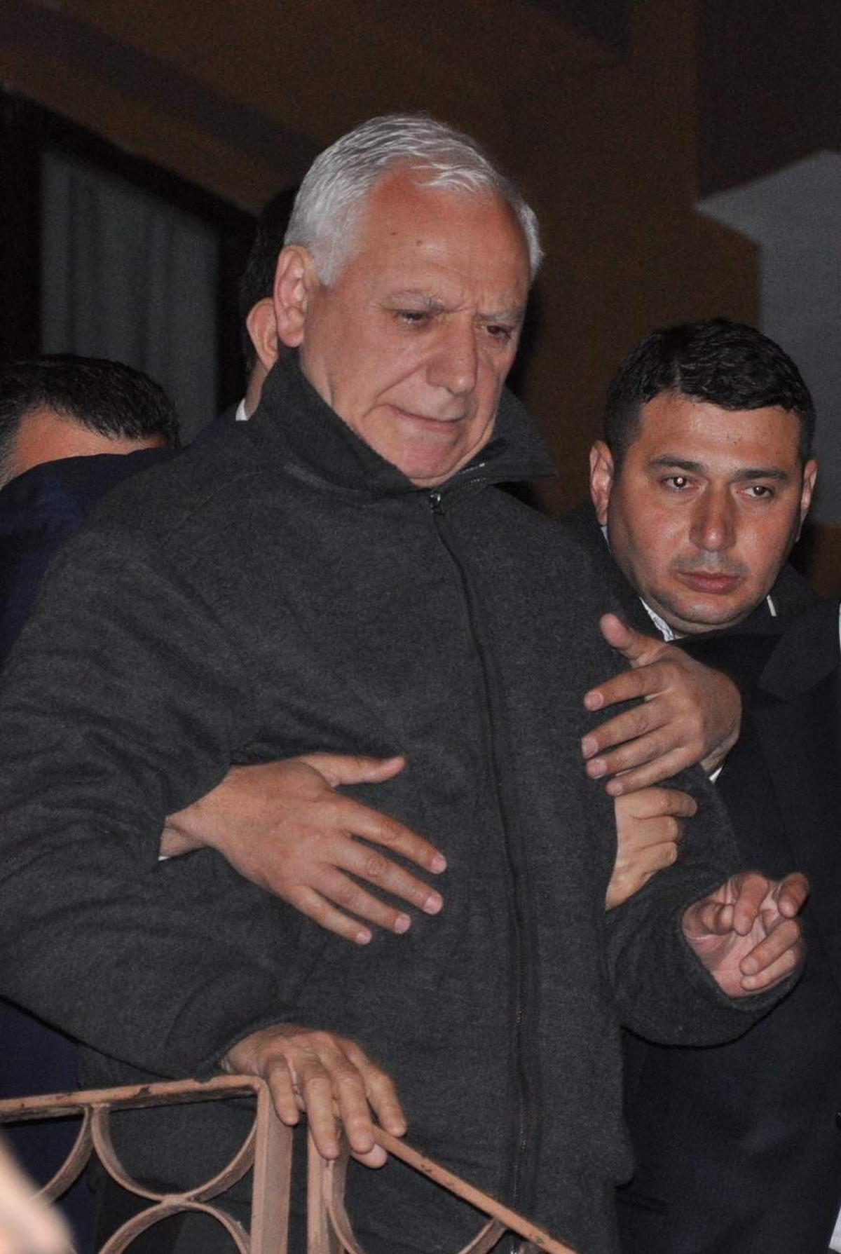 Babaocağına Gelen Haberal Annesinin Cenazesine Dayanamadı