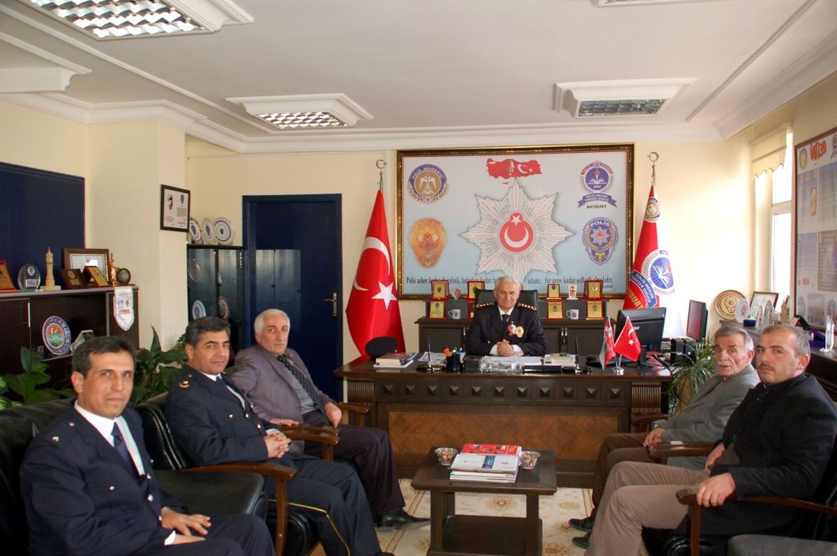 Bayburt Gazeteciler Cemiyeti\'nden Emniyet Teşkilatına Kutlama