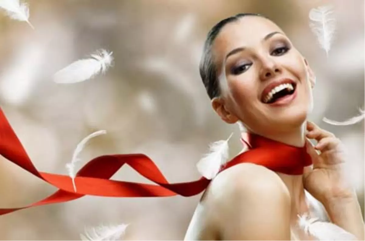 Bembeyaz Bir Gülüşle "Evet"