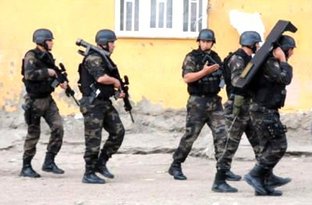 Diyarbakır\'da Nefes Kesen Operasyon