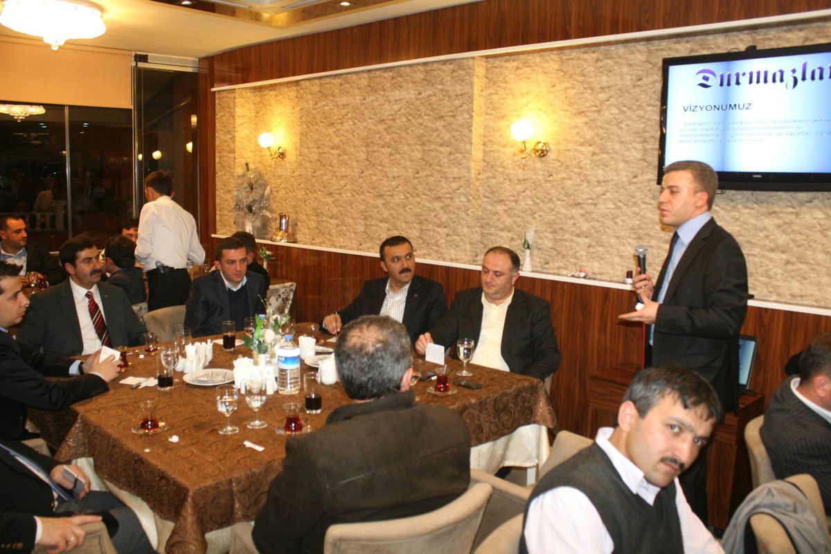 Düzce Belediye Başkanı\'ndan Gençlere Tavsiyeler