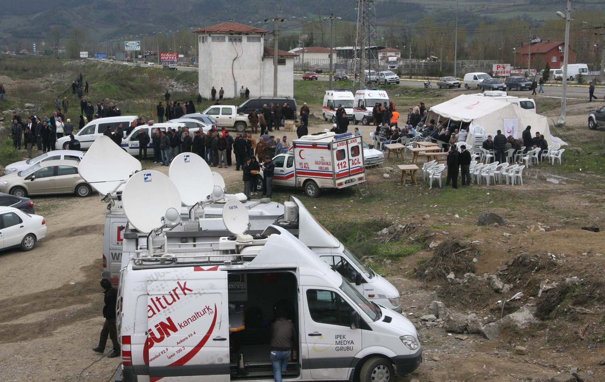 Facia Alanına Kızılay Çadır Kurdu