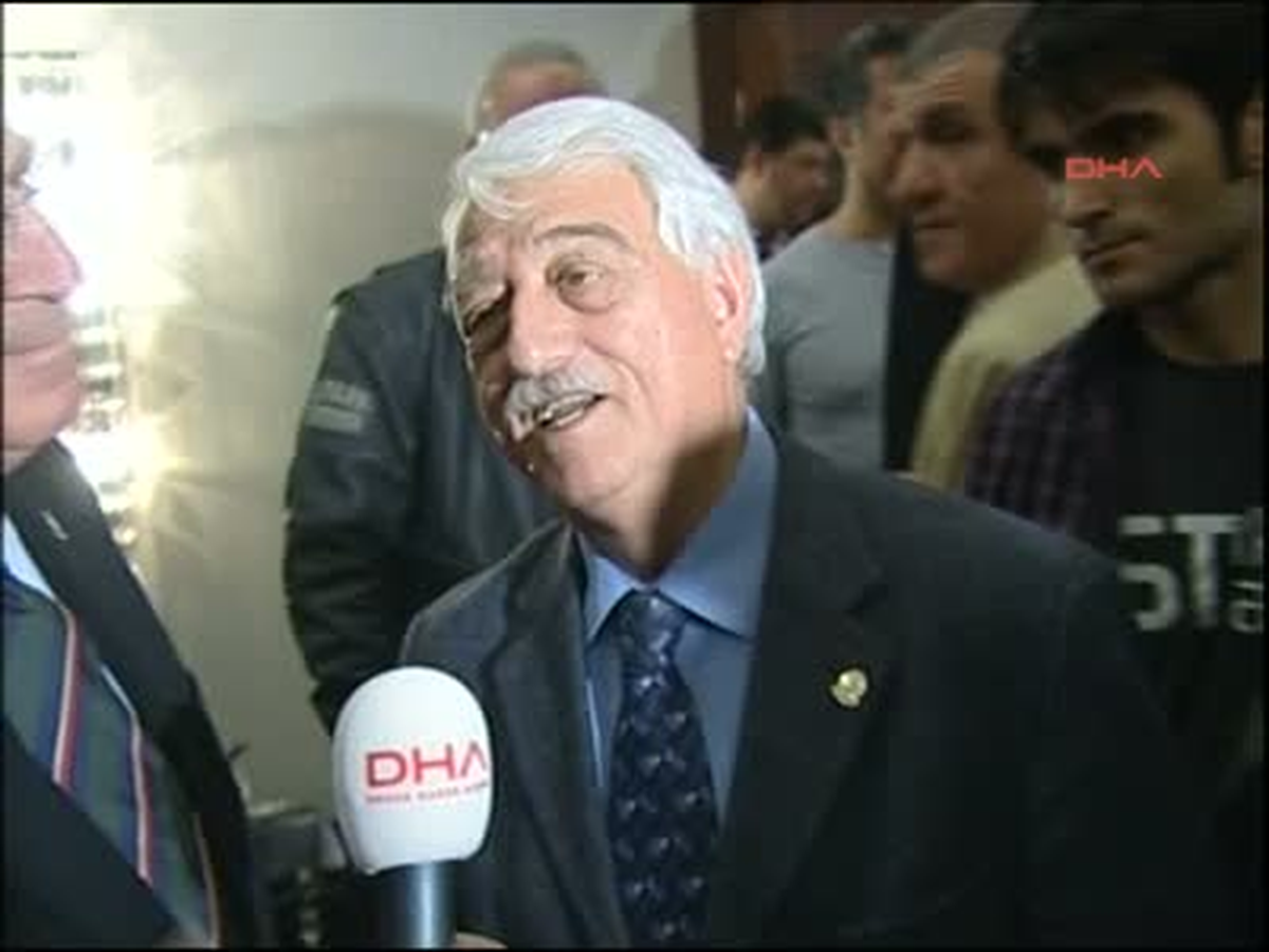 Galatasaray Divan Kurulu'nda Başkanlık Seçimi Heyecanı