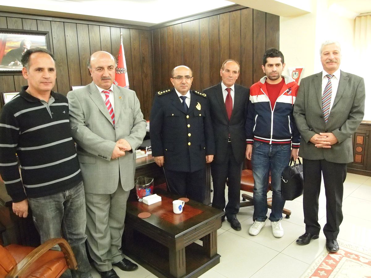 Gazeteciler Cemiyeti Emniyet Müdürü Demirtaş\'ı Ziyaret Etti