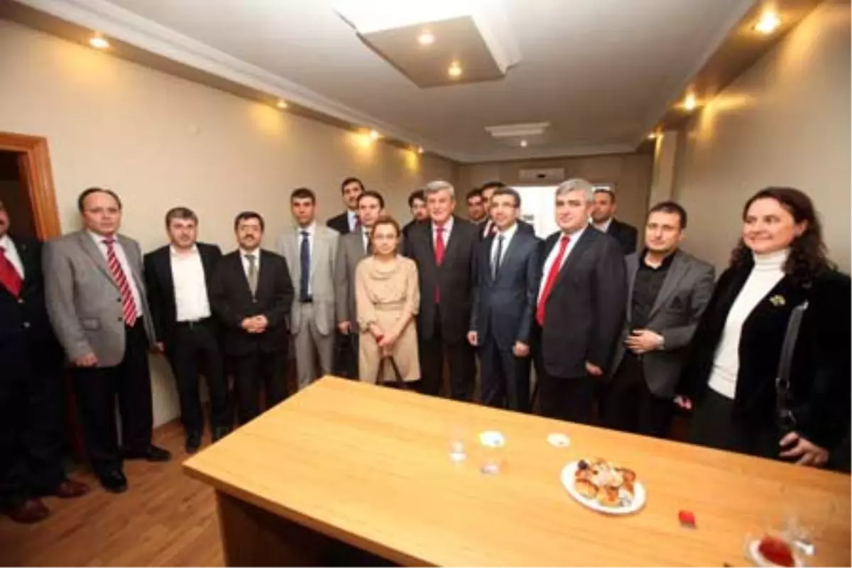 Gebzeli Avukatlar Başkan\'ı Ağırladı