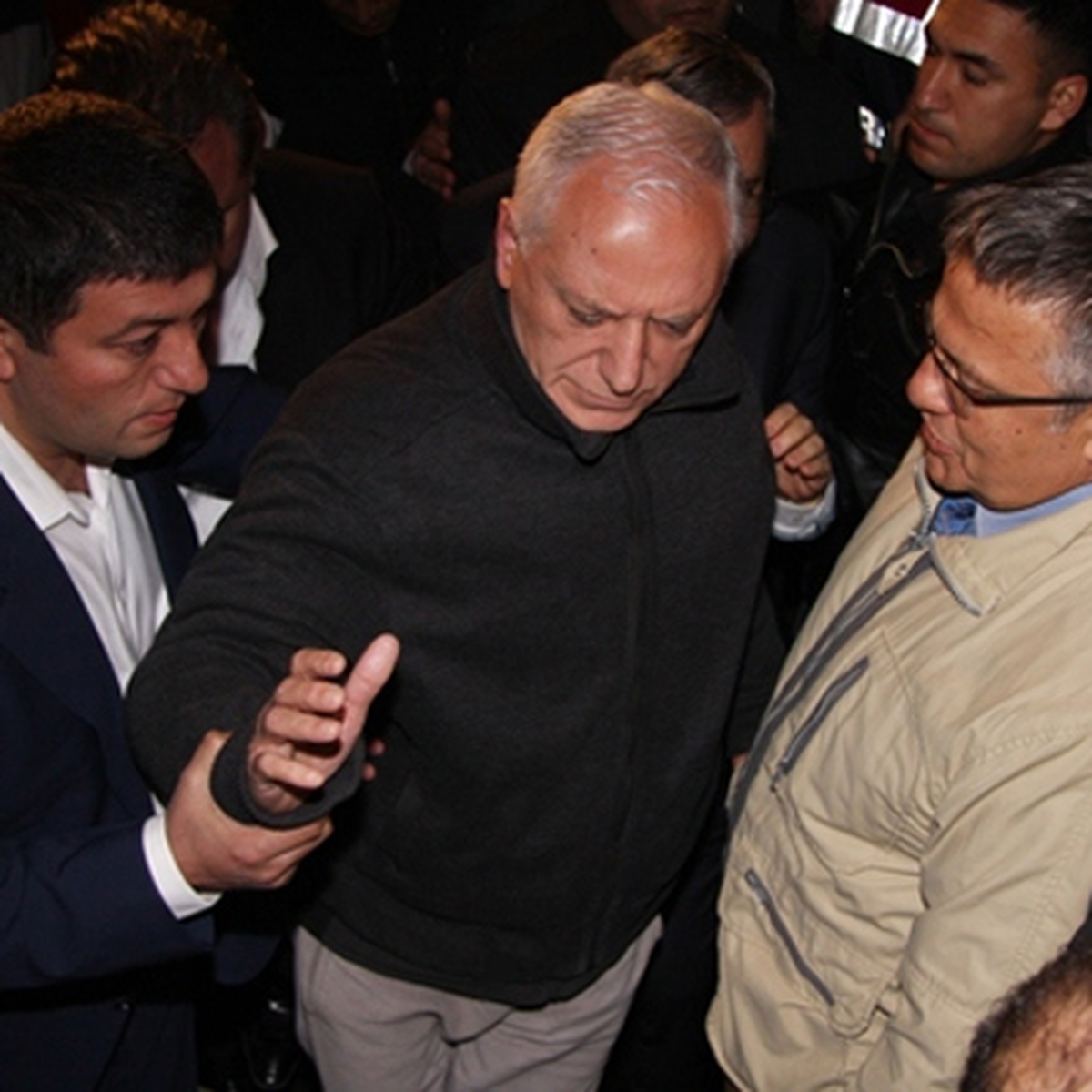 Haberal Tabutu Görünce Fenalaştı