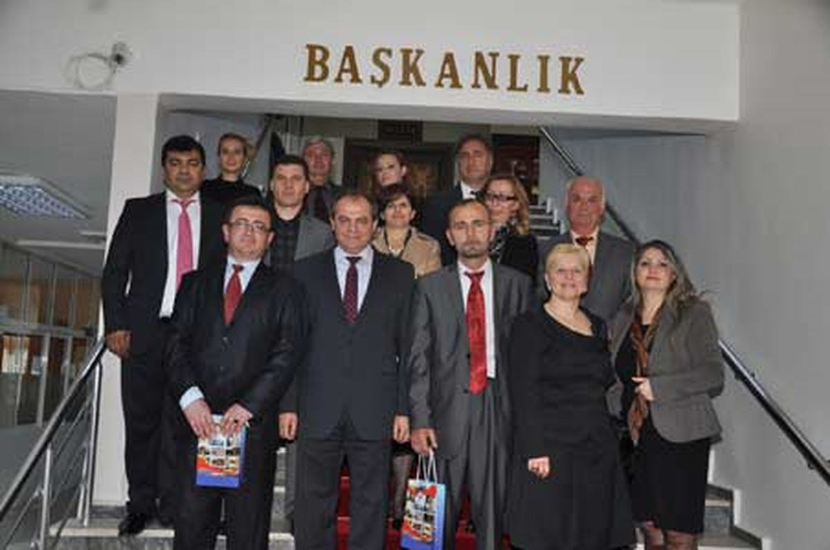 Hadi Nezir\'den Belediyeye Ziyaret