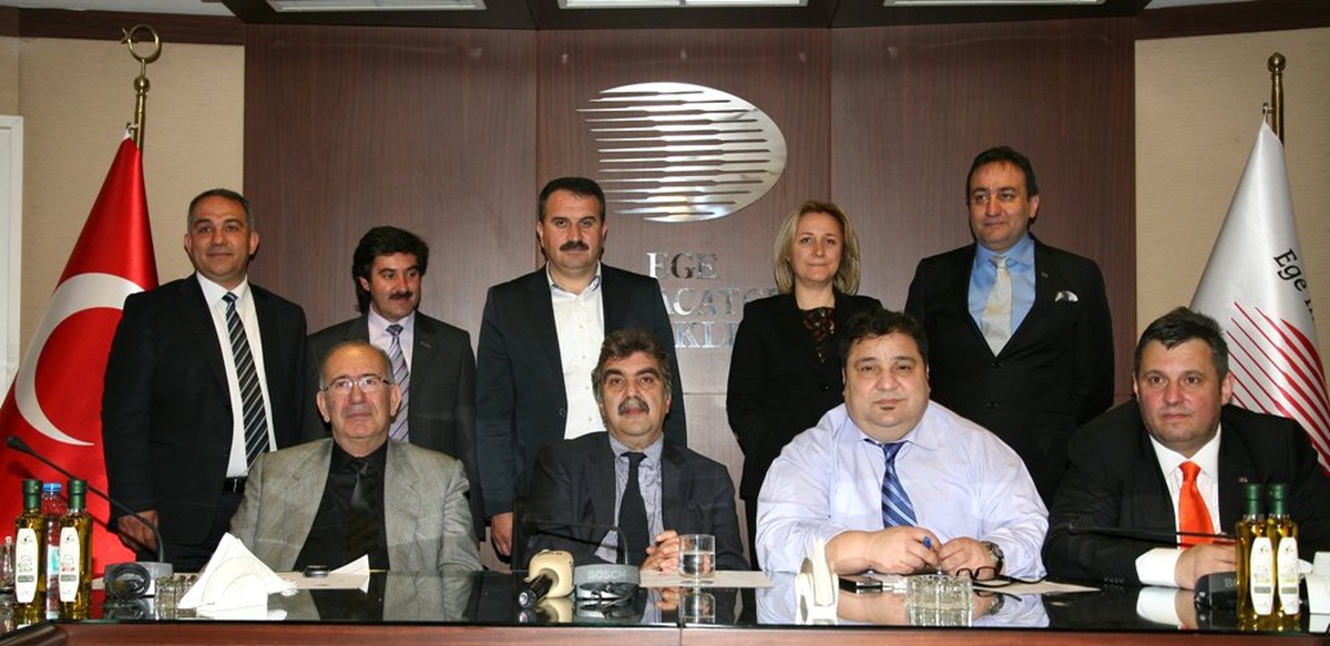 İhracatçılar İç Piyasaya da Ekonomik Fiyattan Kaliteli Zeytinyağı Arz Etme Sözü Verdiler.