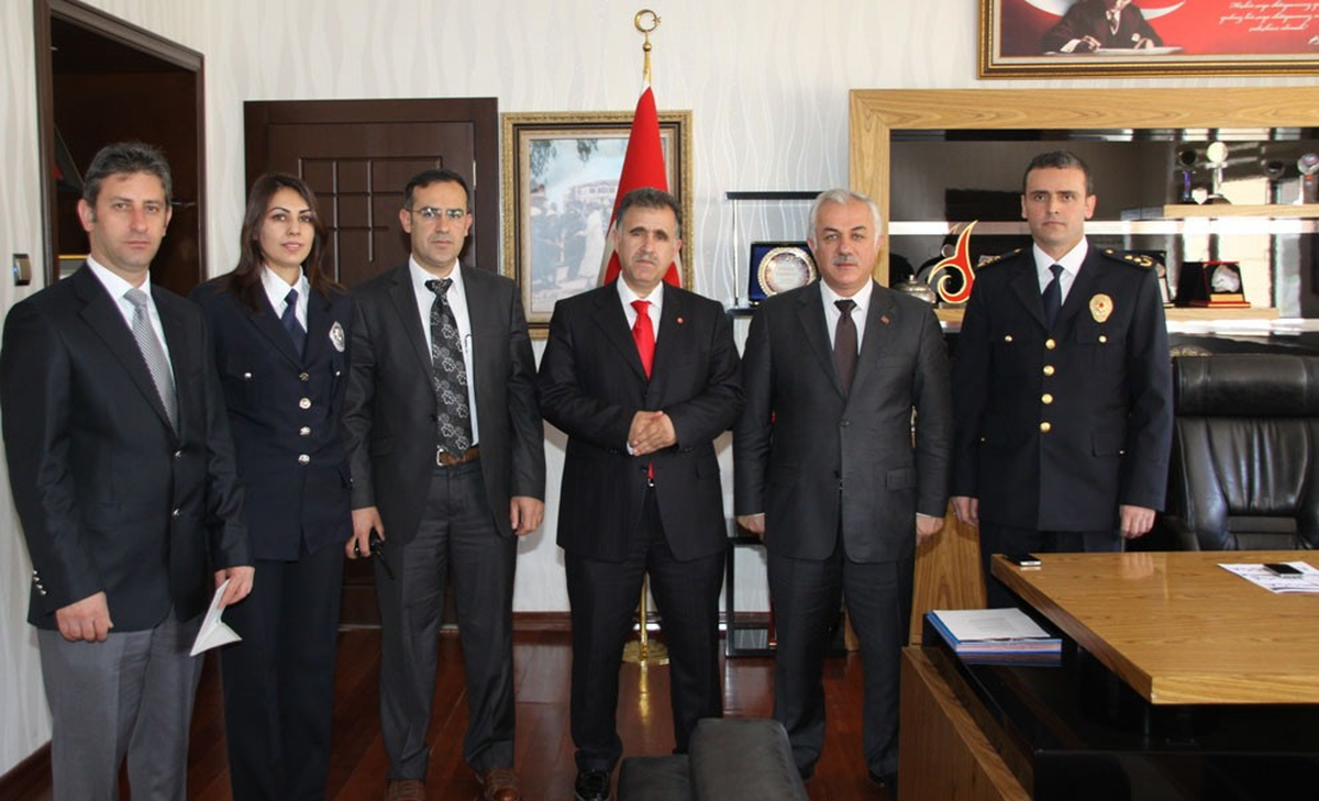 İlçe Emniyet Teşkilatından Başkan Özden\'e Ziyaret